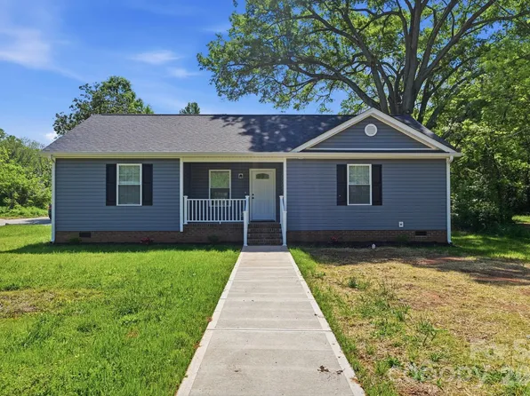 63 Pinckney St, York, SC 29745