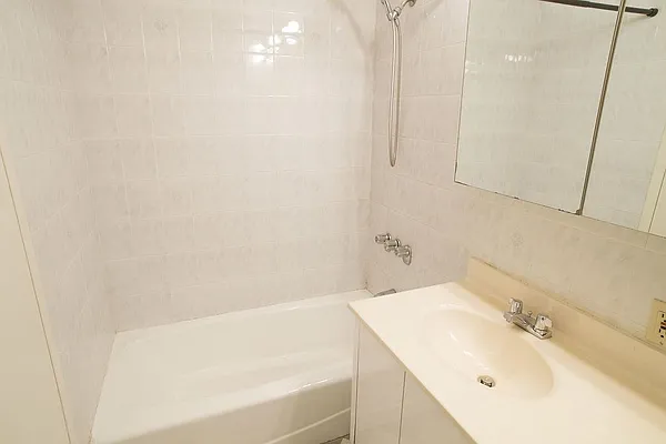 Rented by Citi Habitats | media 26