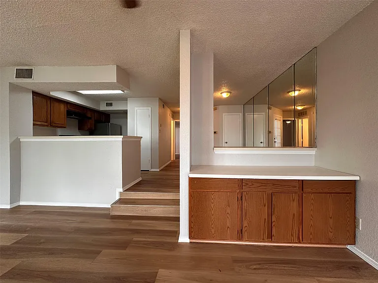 3416 Country Club Dr W #123 — Photo 4