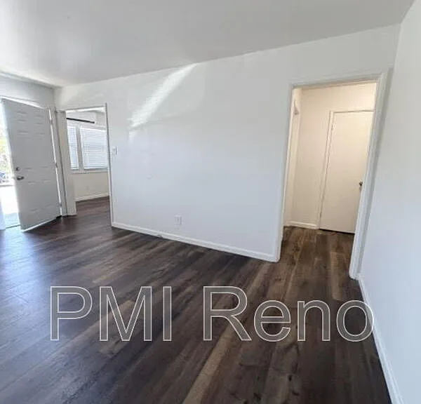 364 Gould St — Photo 6