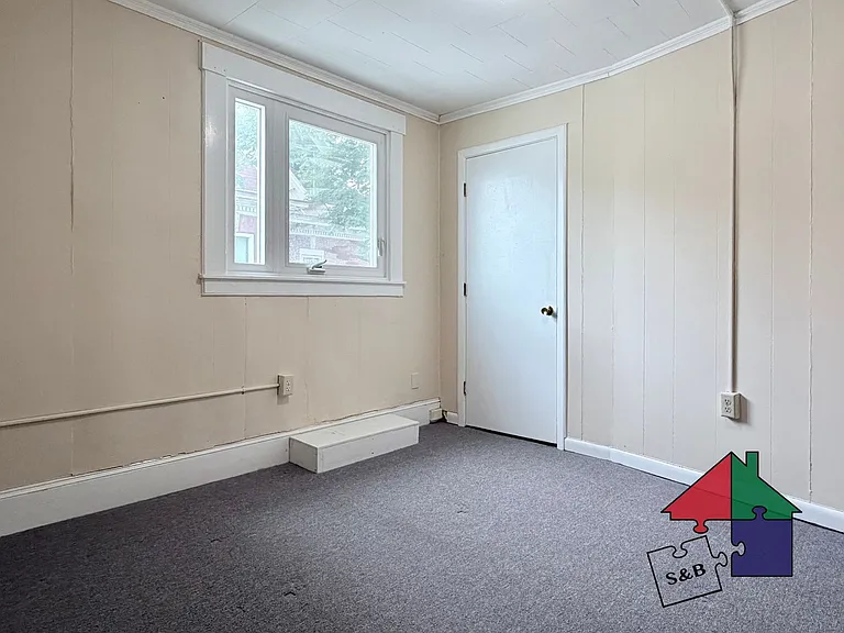 8 North St — Photo 10