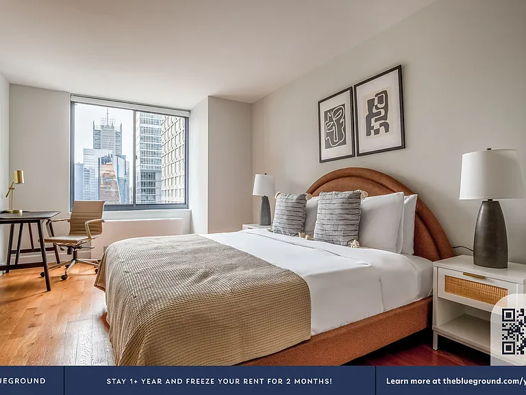 235 W 48th St #38H — Photo 12
