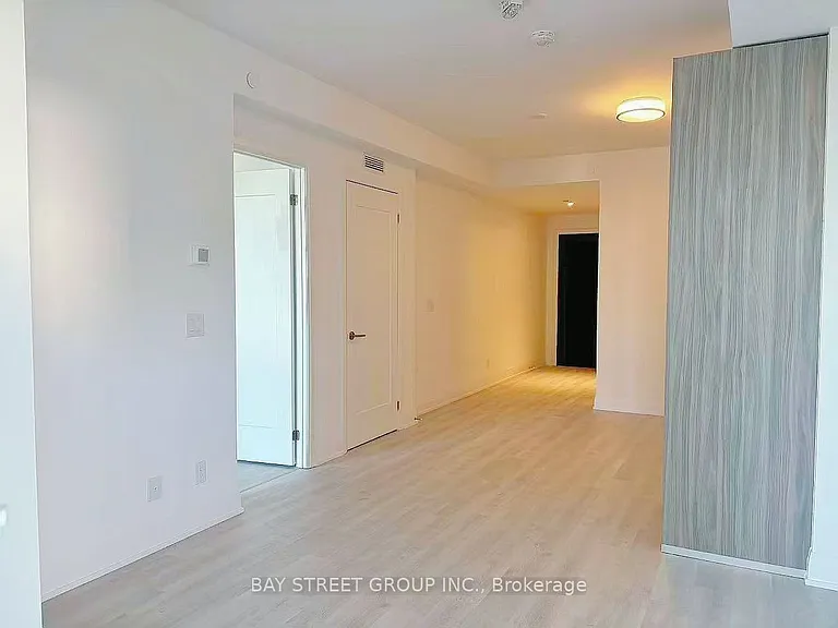65 Broadway Ave #2502 — Photo 8
