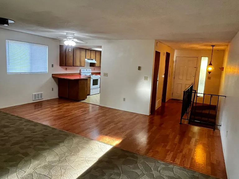 1110 Shorewood Drive — Photo 14
