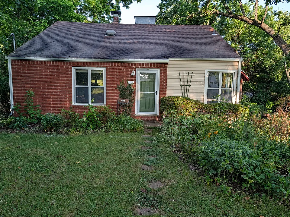 1119 N Shady Ln