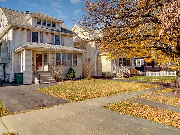 3rd image of 758 Parkside Ave