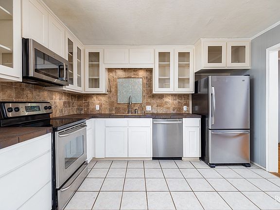 5th image of 1528 Kenwood Dr