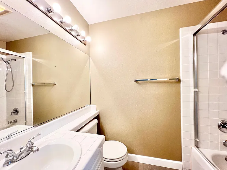 5003 Sterling Grove Ln — Photo 15