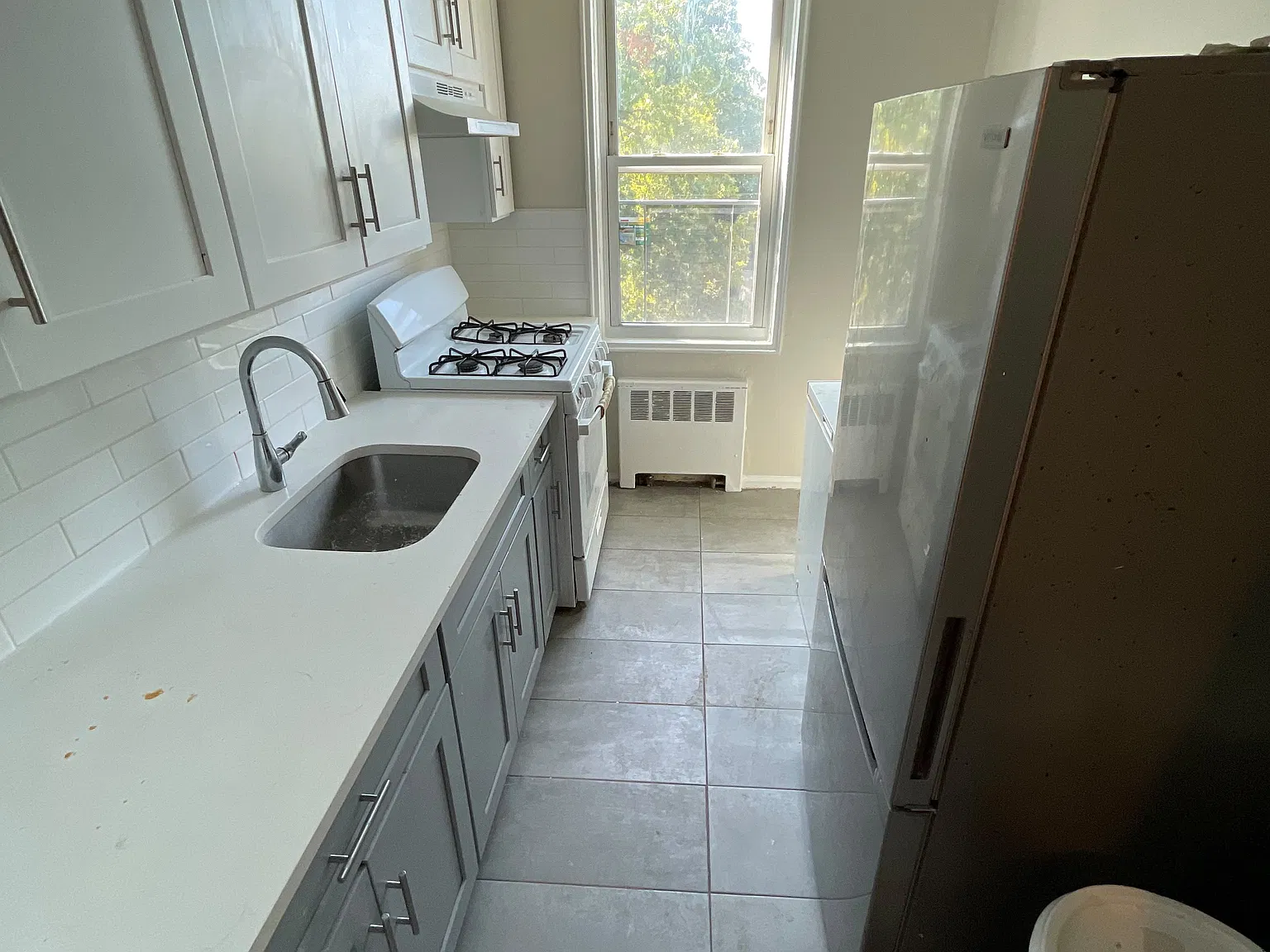 2 bed, $1,895 — Photo 3