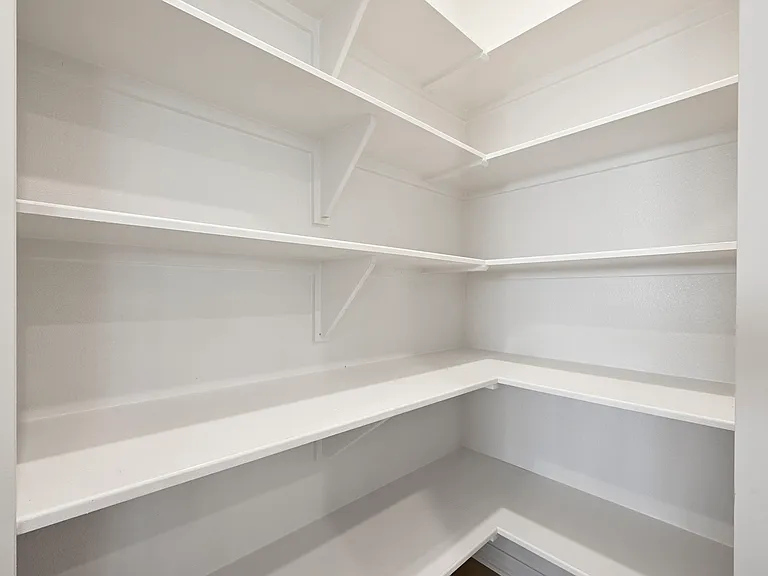Cooner Residenace — Photo 18