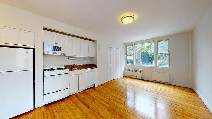 Rented by Bond New York | media 2