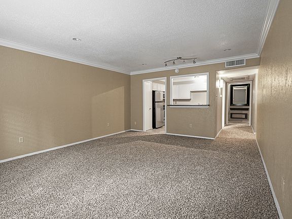 4th image of 4433 Stanton St #308