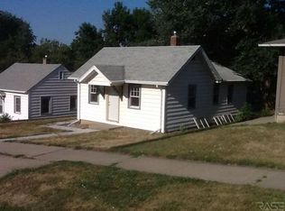 403 S Wayland Ave, Sioux Falls, SD 57103