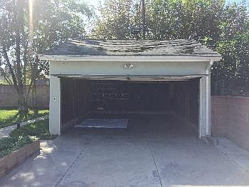 2nd image of 11250 Syringa St