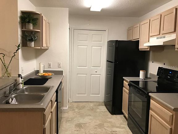 4th image of 8849 Latrec Ave #4309