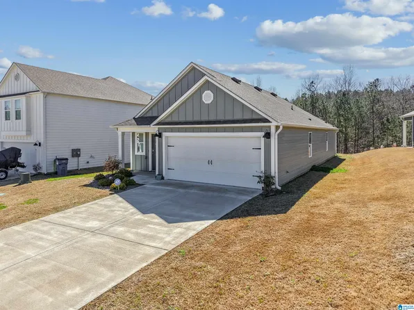 745 Sterling Pl, Odenville, AL 35120