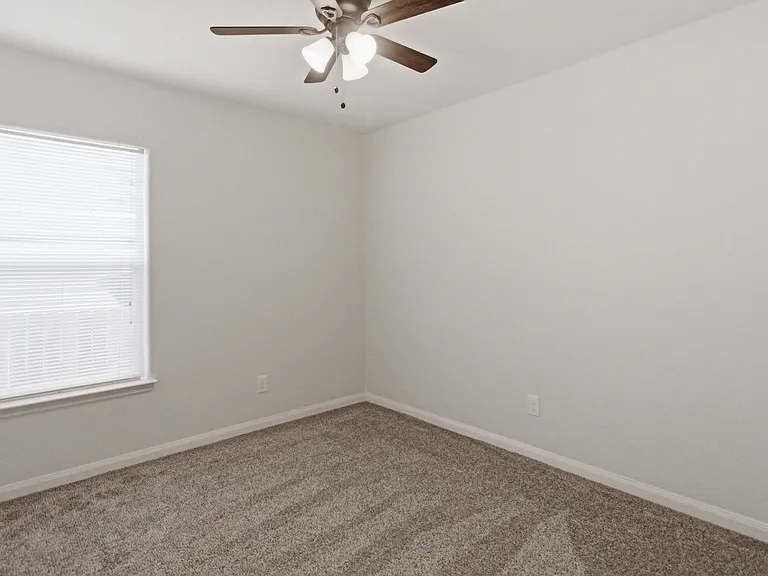 6230 Lake Victoria St — Photo 22