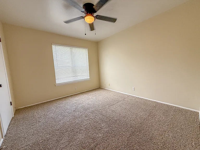 7321 S Yale Ave #219 — Photo 14
