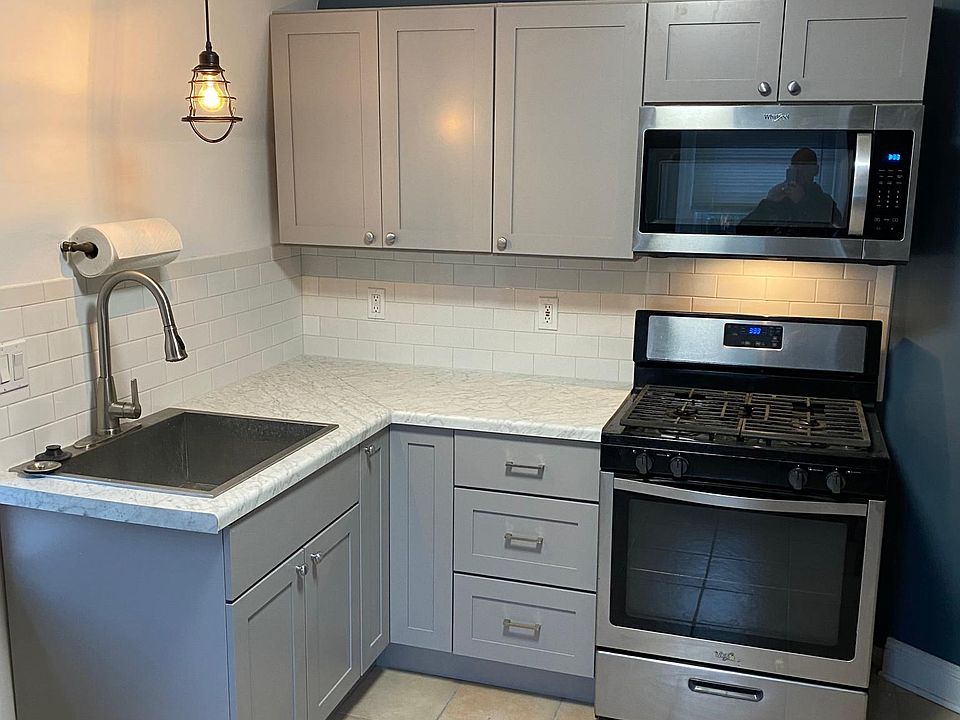 1st image of 4843 Walton Ave