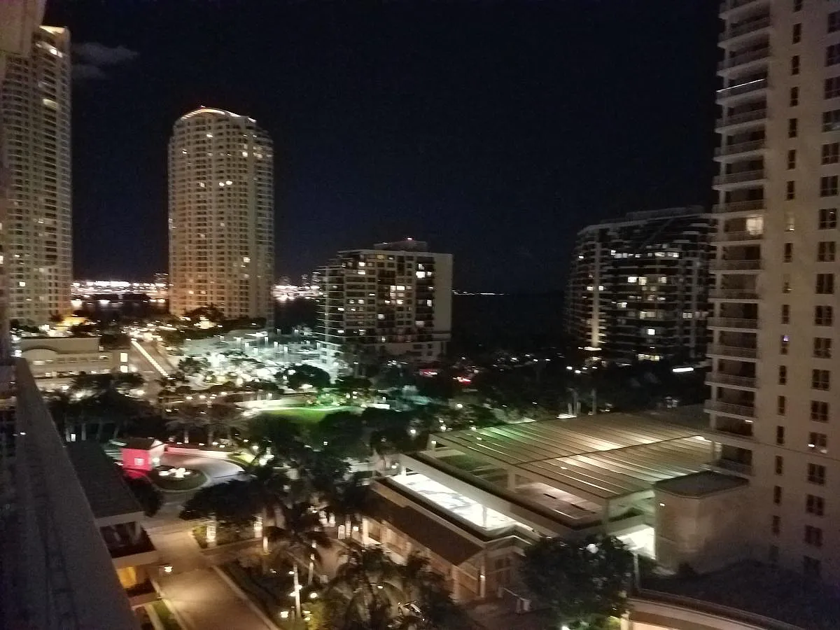 1 bed, 1.5 bath, 880 sqft, $3,000 — Photo 4
