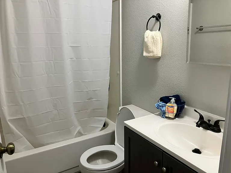 4 Deerwood Dr — Photo 10