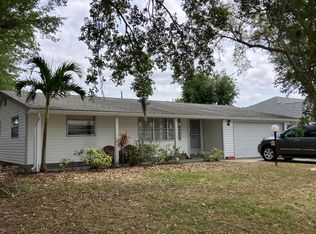 422 Georgia Blvd, Sebastian, FL 32958