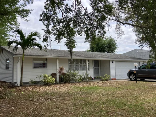422 Georgia Blvd, Sebastian, FL 32958