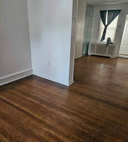 4612 Vista St — Photo 1