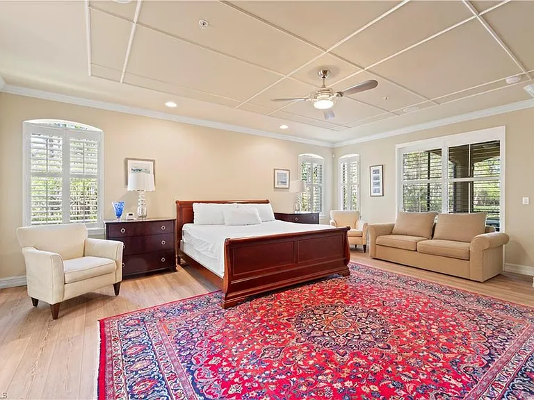 2809 Tiburon Blvd E #2 — Photo 13