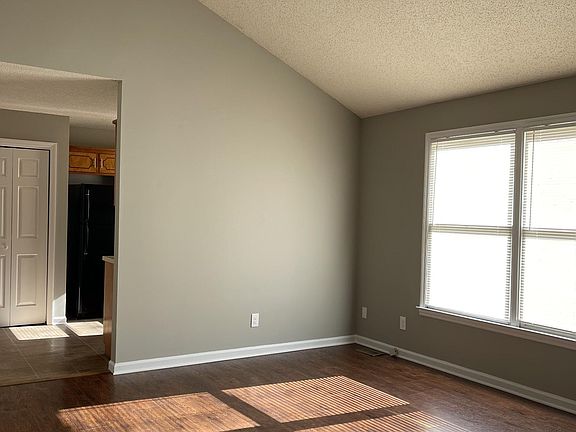 5th image of 1091 Merritt Lewis Ln