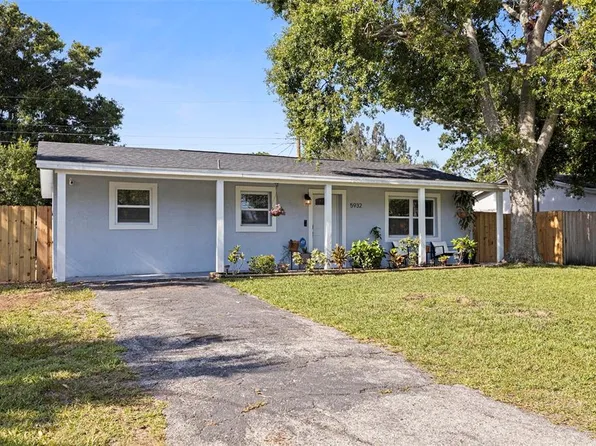 5932 McKee Lake Dr N, Saint Petersburg, FL 33709