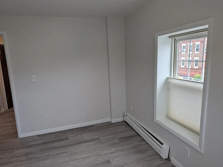 3 Cedar St #6 — Photo 6