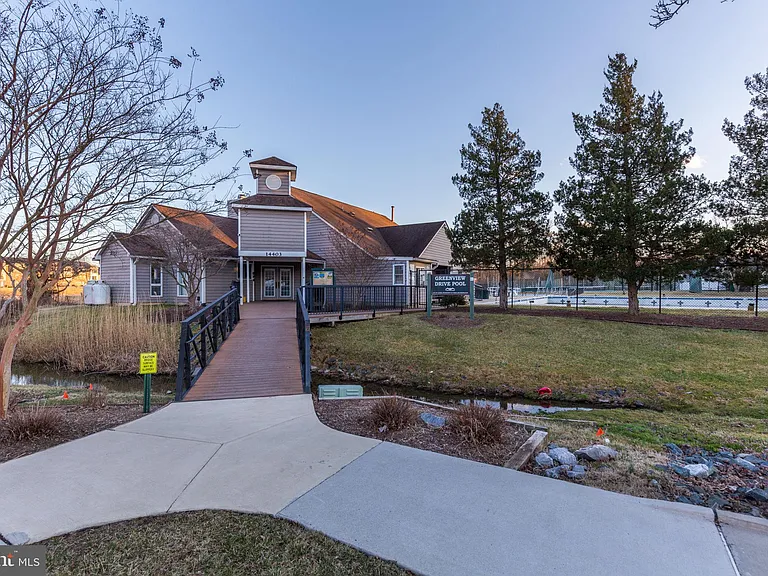 6547 Clubhouse Dr — Photo 99