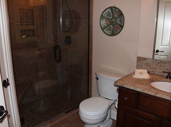 5th image of 748 River Place Dr