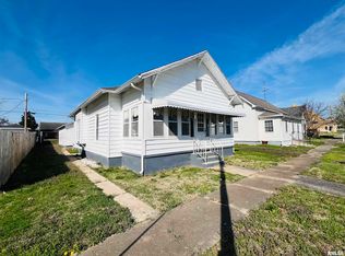 1151 1st St, Eldorado, IL 62930