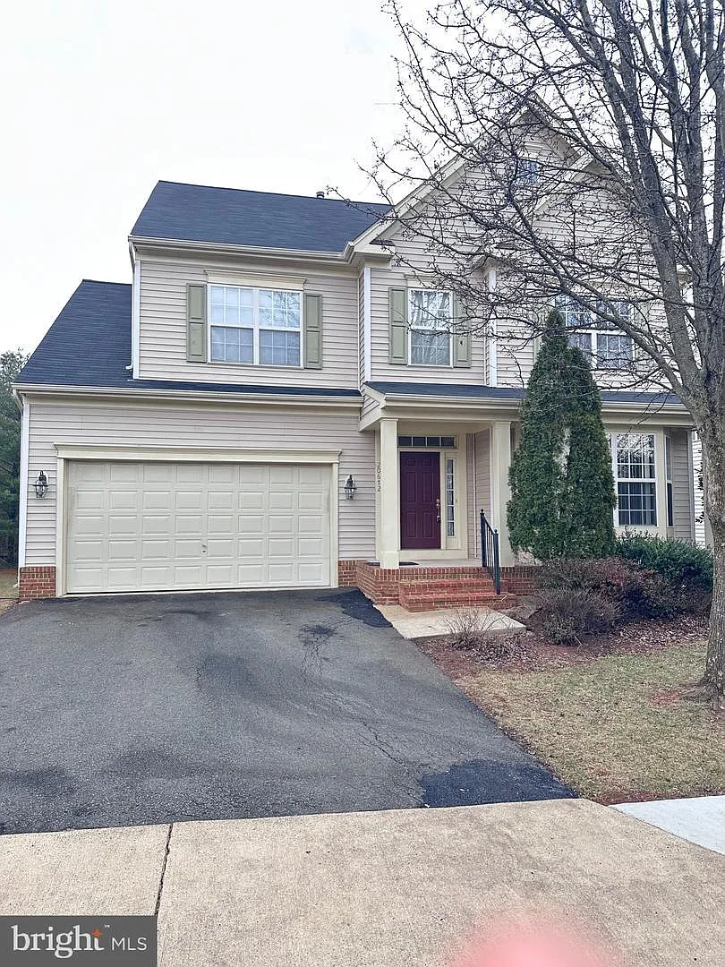5 bed, 3.5 bath, 2567 sqft, $3,950 — Photo 1
