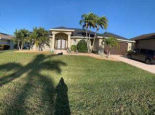 5219 Sarasota Ct, Cape Coral, FL 33904
