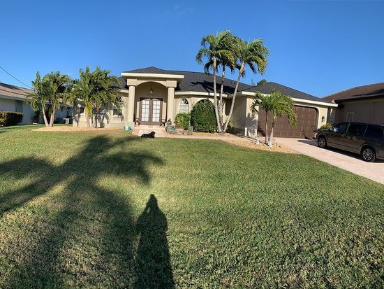 5219 Sarasota Ct, Cape Coral, FL 33904