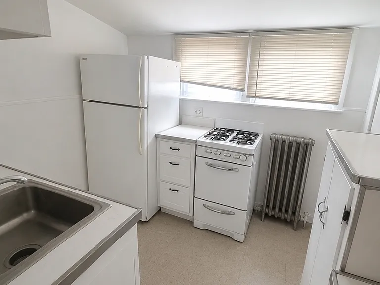 2318 N Market St #1 — Photo 2