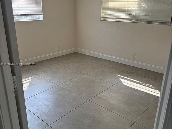 3rd image of 110 SE 2nd St APT 101
