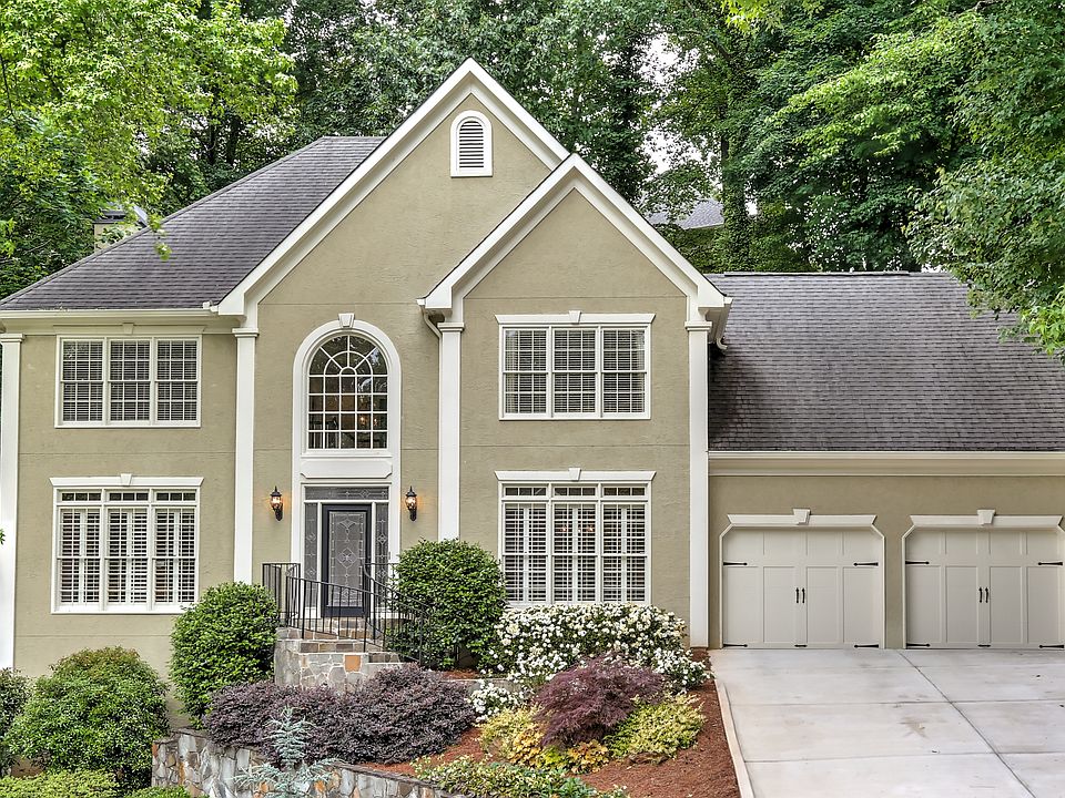 1st image of 3038 Oaktree Lndg NE