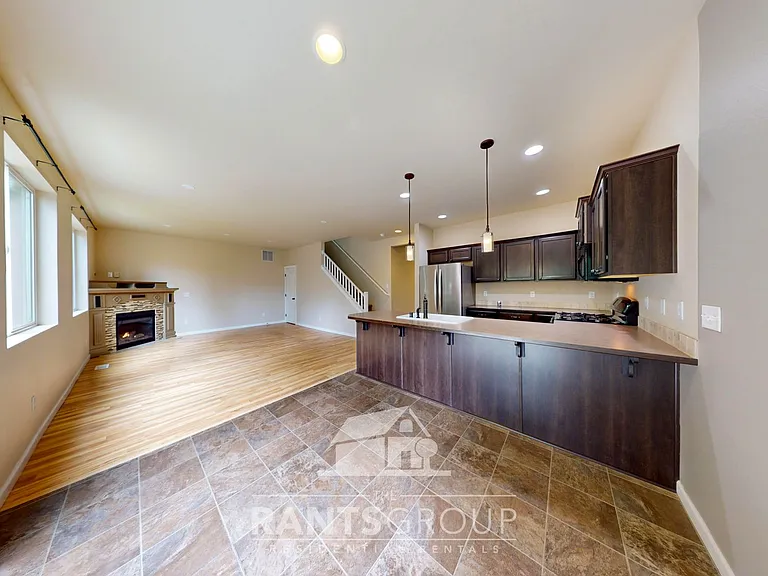 7084 Bailey St SE — Photo 4
