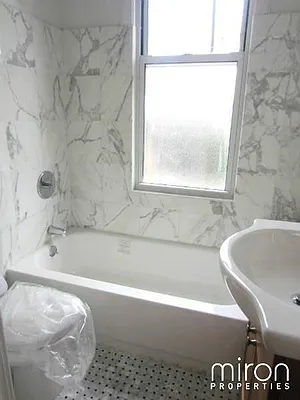 Rented by Miron Properties | media 82