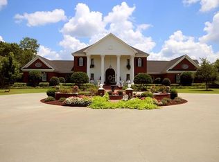 12 Roberts Rd, Jayess, MS 39641