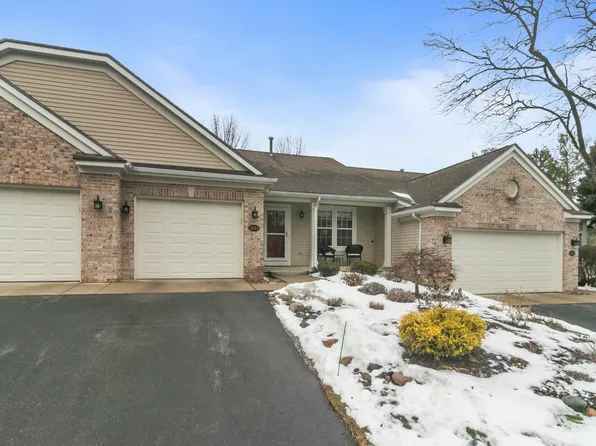 3893 Old Elm Dr SE, Kentwood, MI 49512