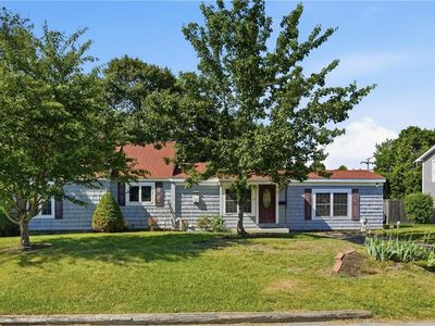 38 Franklin St E, Riverside, RI, 02915