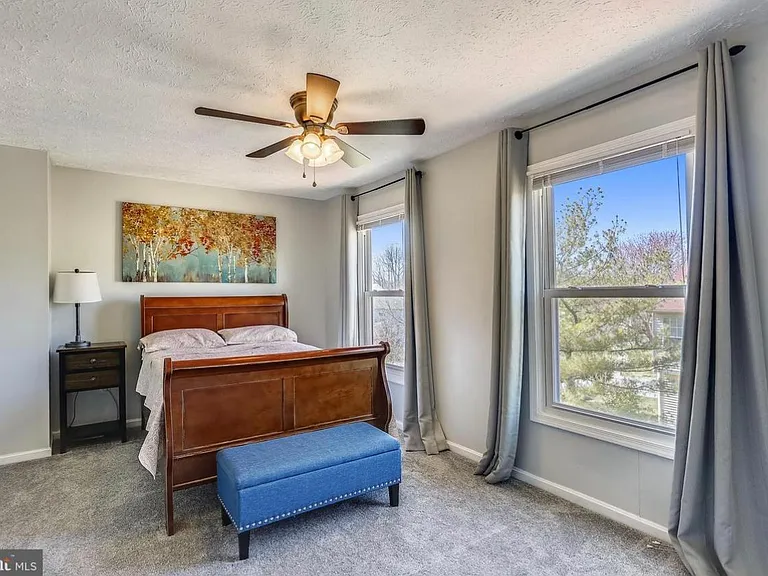 4 Scarlet Sage Ct — Photo 14