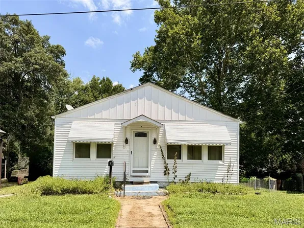 8 Lindner Ln, Union, MO 63084