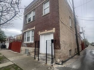3945 W Augusta Blvd, Chicago, IL 60651