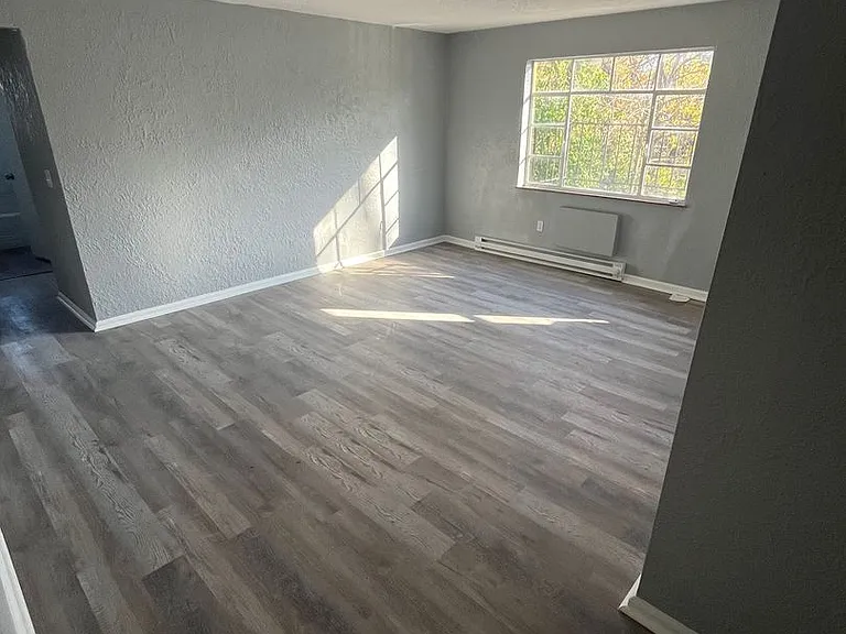 4056 Reading Rd — Photo 38